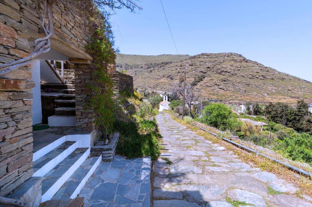 Traditional Village House On Kea Milopotamos  Exterior photo